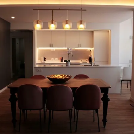 Апартаменты Marques Pombal *